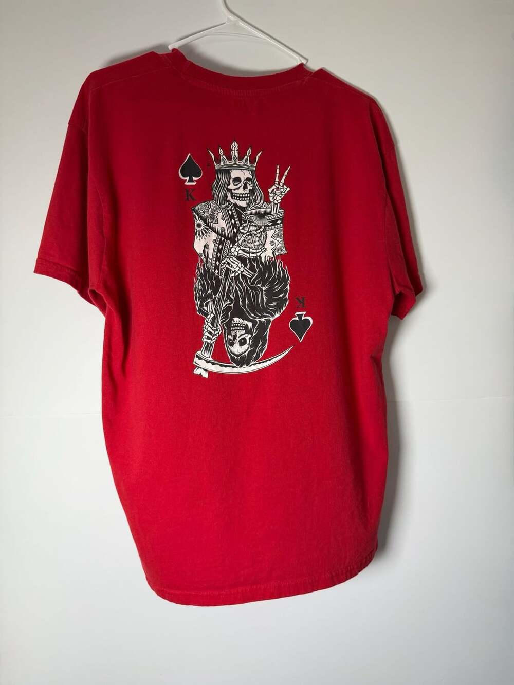 Thirty Single King Of Spades Size L Red Graphic T-Shirt
